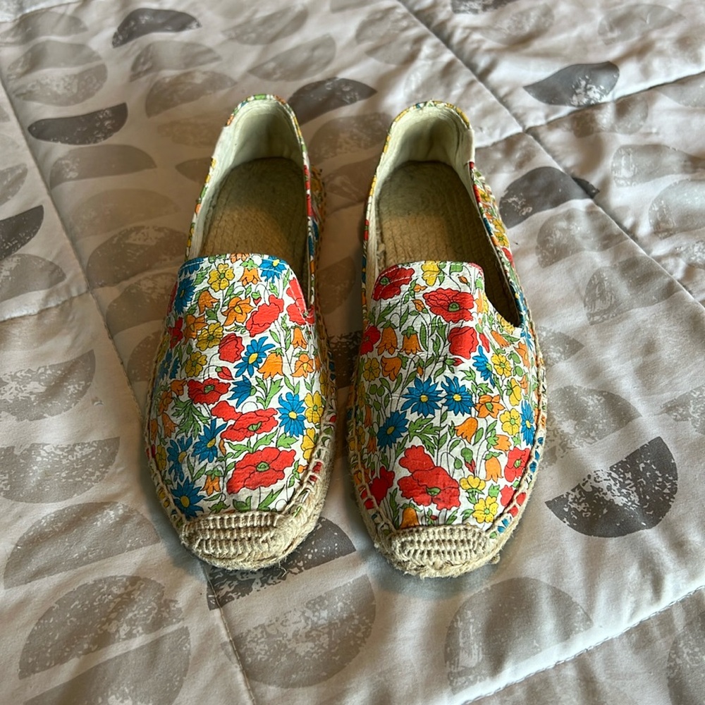 Floral Espadrill Soludos Flats